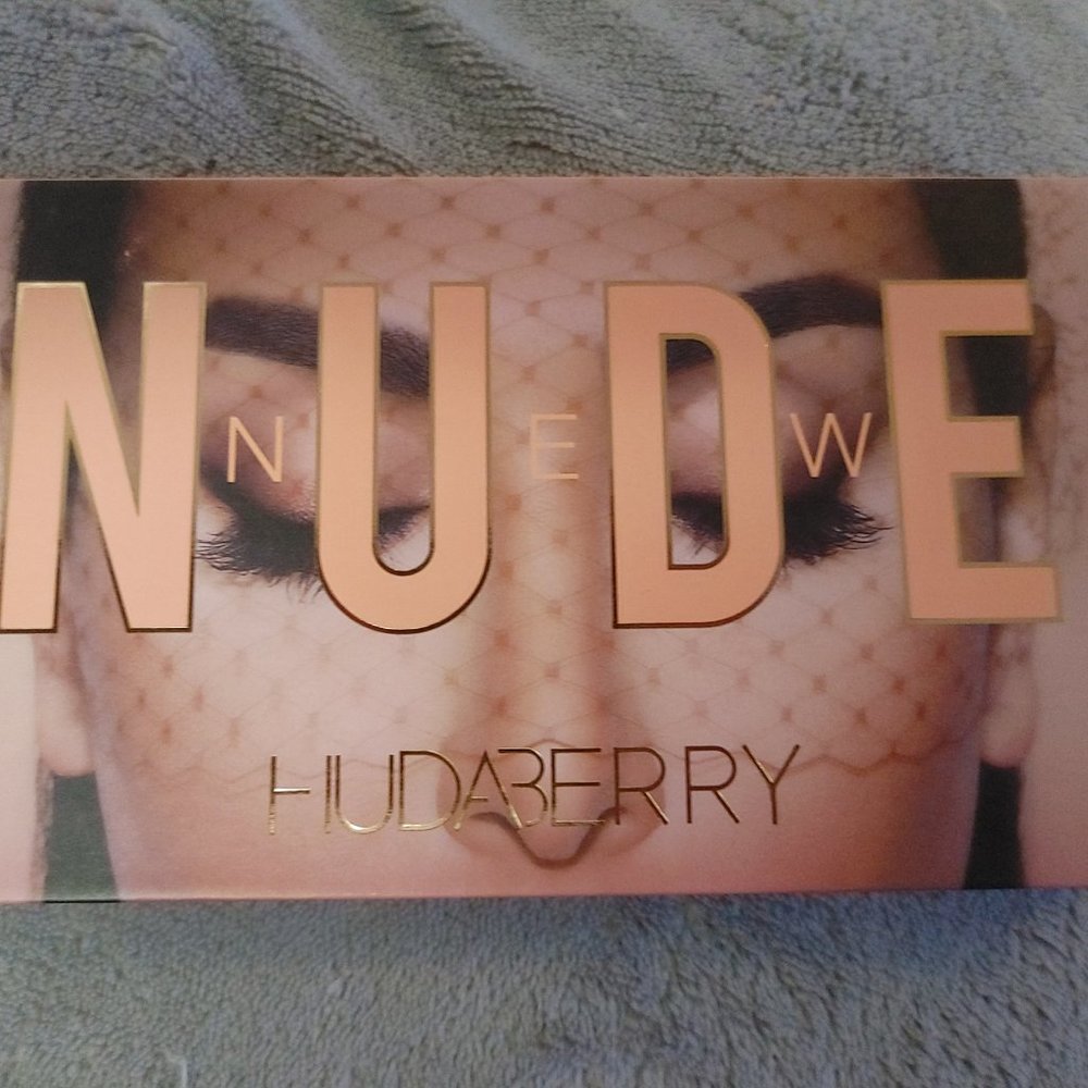 Makeup bundle